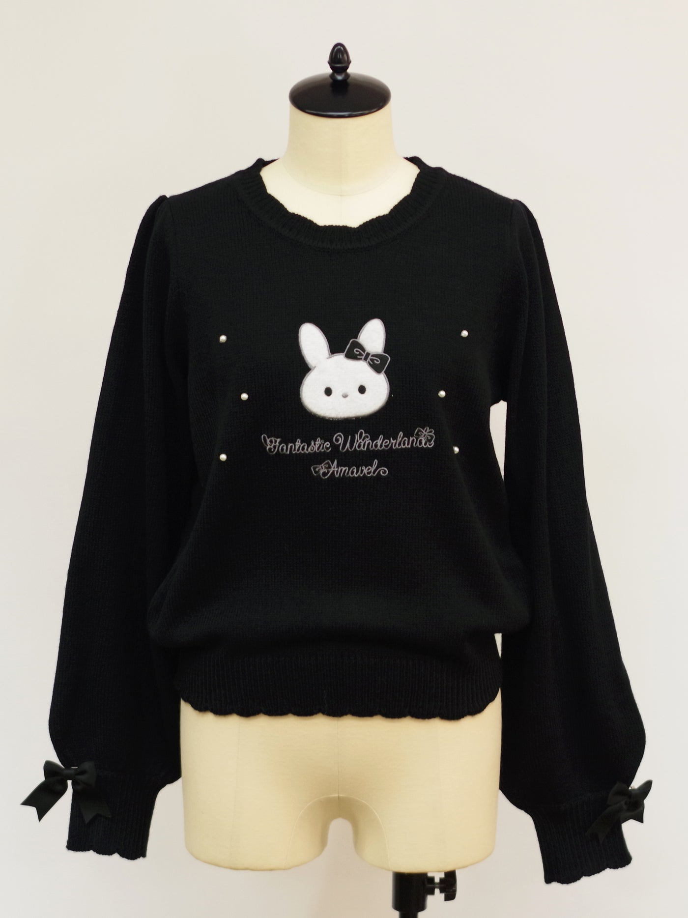 Fluffy rabbit applique knit top