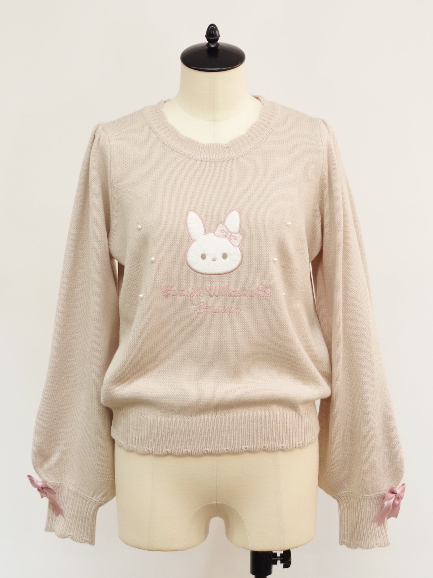 Fluffy rabbit applique knit top