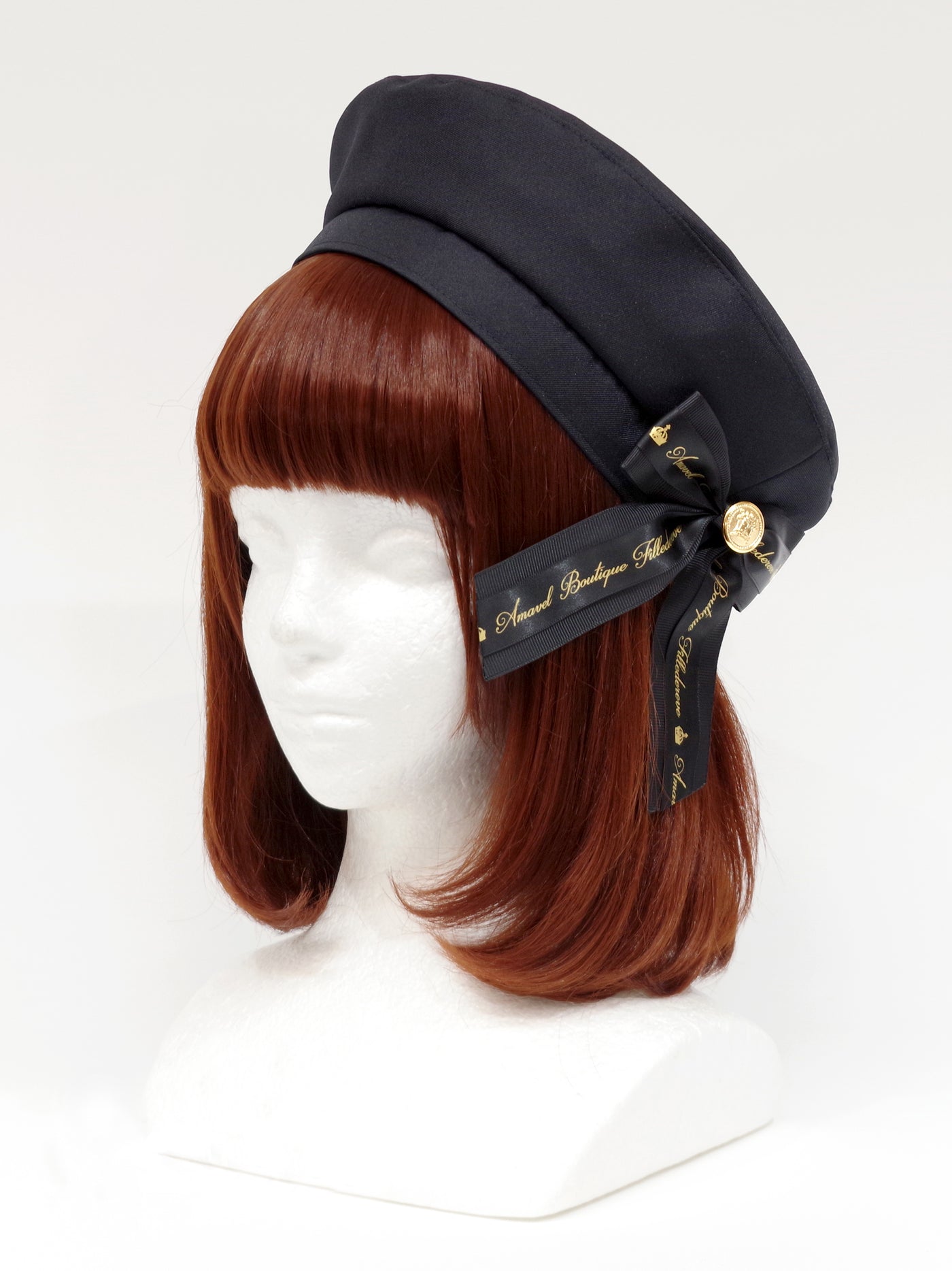 Beret with message ribbon brooch