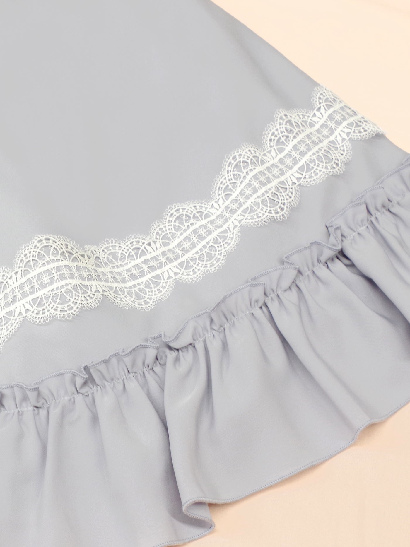 Pretty Lace ボウタイワンピース